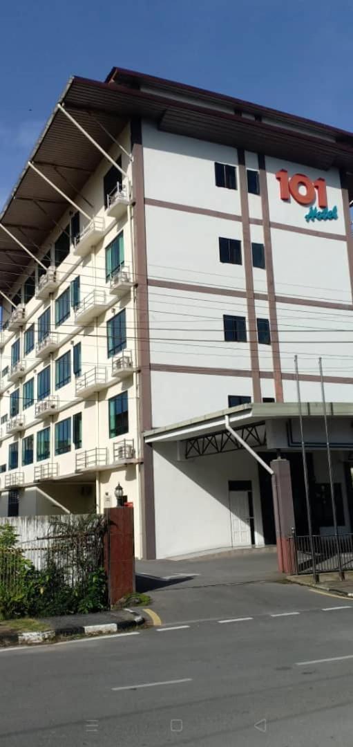 101 Hotel Miri Ngoại thất bức ảnh